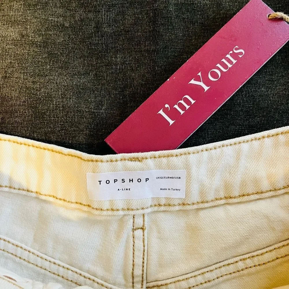 TOPSHOP A-Line Cream Denim Shorts Distressed Premium Denim Size US 8 NWT
